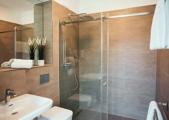 The Rix & Apartmanhotel 3*