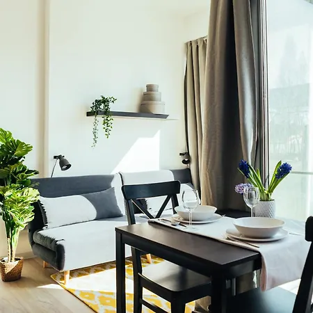 Aparthotel The Rix & 3*