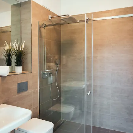 The Rix & Aparthotel 3*